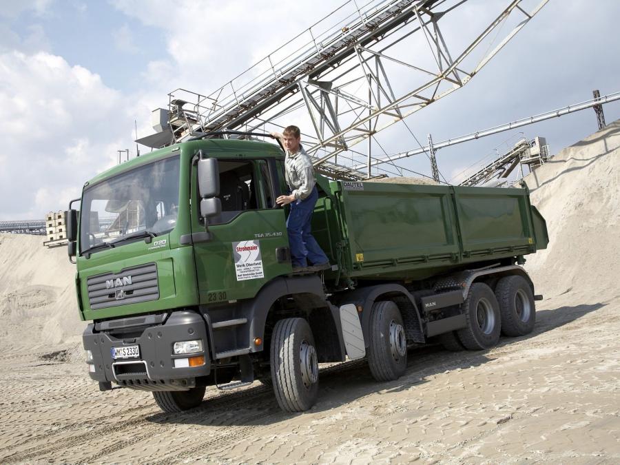  MAN TGA 35.430 Tipper 2000 года  (фото 2 из 7)